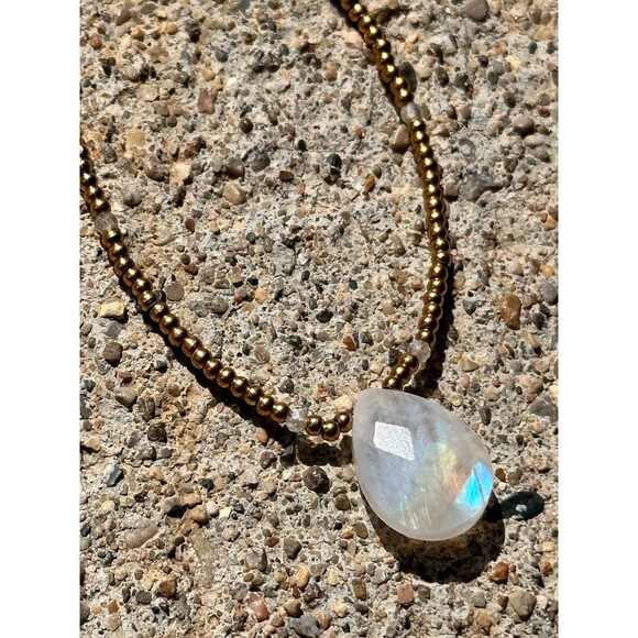 Moonstone Pendant Necklace Gold Silver Crystal Necklace Handmade Gift Jewelry - Picture 1 of 5